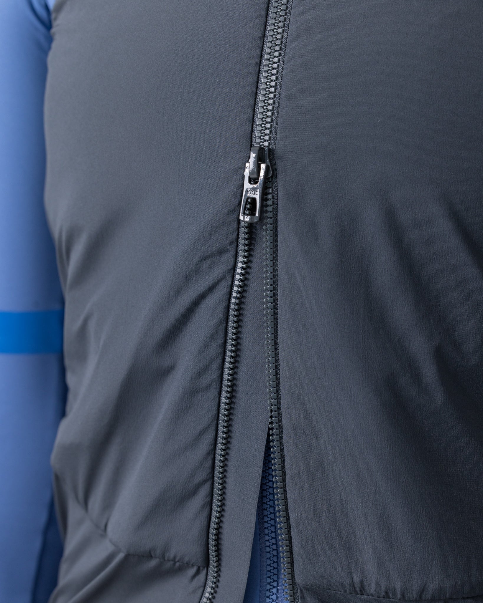 Unisex Chroma Insulated Gilet - Slate Grey - Image 4